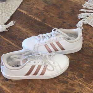 adidas shoes size 6 women’s